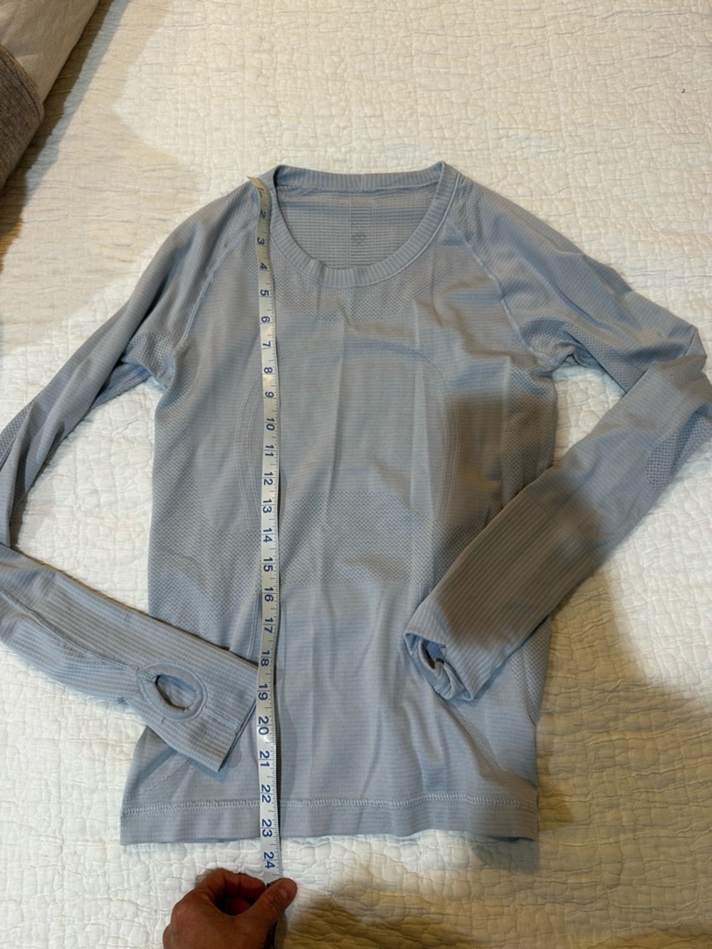 lululemon athletica Long Sleeve Tee in Light Gray